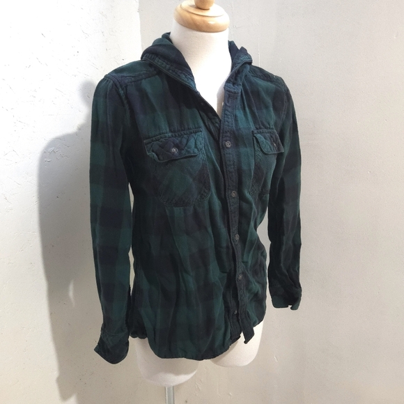 TNA |  Green Plaid Hooded button up flannel boyfriend fit - Picture 6 of 12